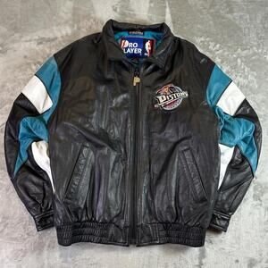 Vintage Detroit Pistons Leather Jacket Men M NBA Pro Player Wilson’s Embroidered